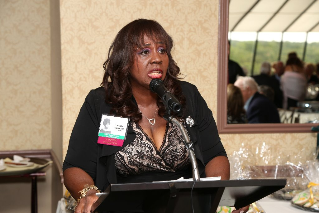 LBHS(198) Yvonne welcoming everyone
