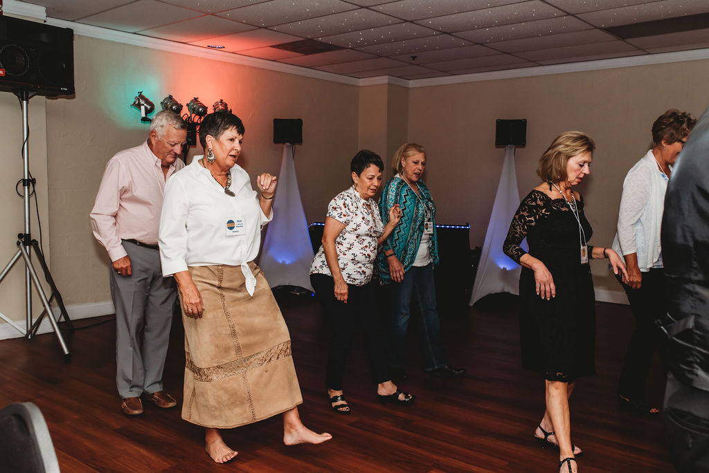 From Left: Tom Hulsey, Pam Hulsey, Charlotte Showalter, Starr Howard, Cheri Verme and Janet Seyer