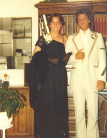 Tom Deeney and Stefanie Rochow, Senior Ball