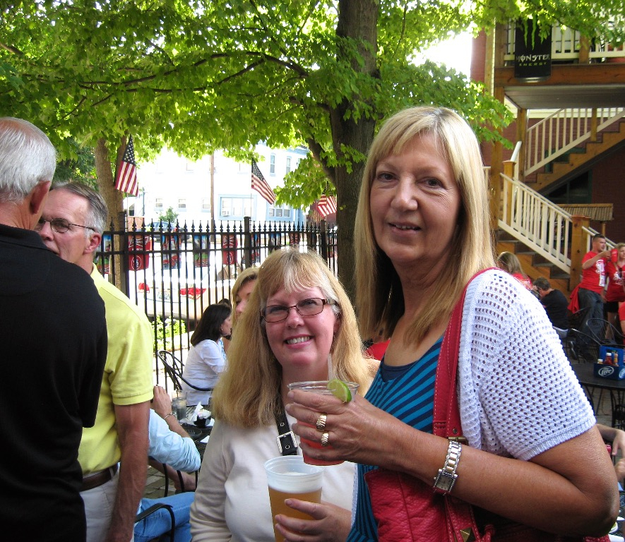 Pat Hourston (right)