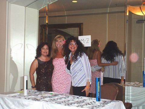 Cathy Luna 81, Brigitte Trenzini 82 & Julia Young-Flood 85