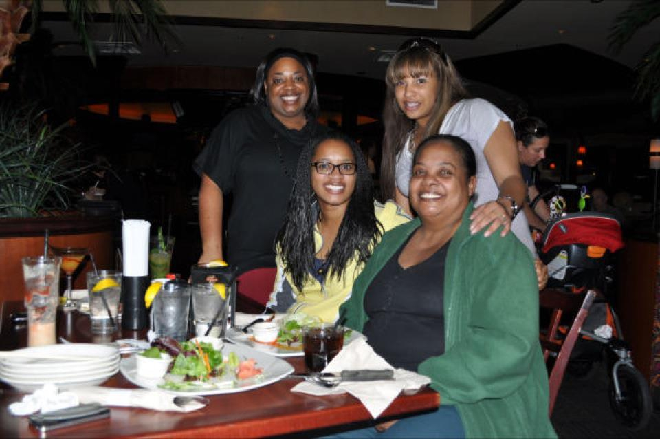 Twyla, Anissa, Quentina & Virginia descendants of Warren G. Price