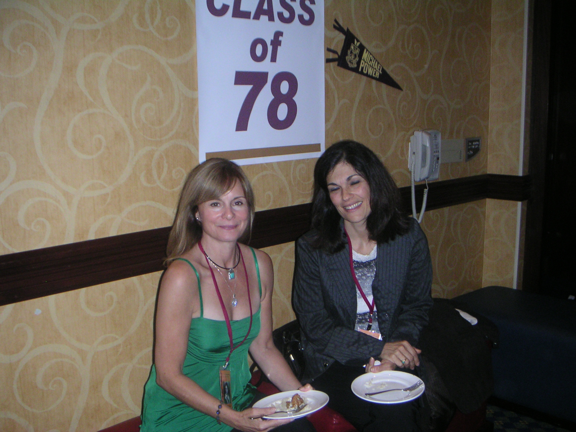 Valerie Agnelli, Mary DiFonzo